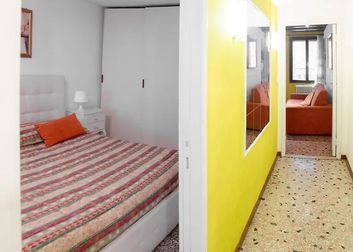 Daire Frari 2 By Venicevillas *