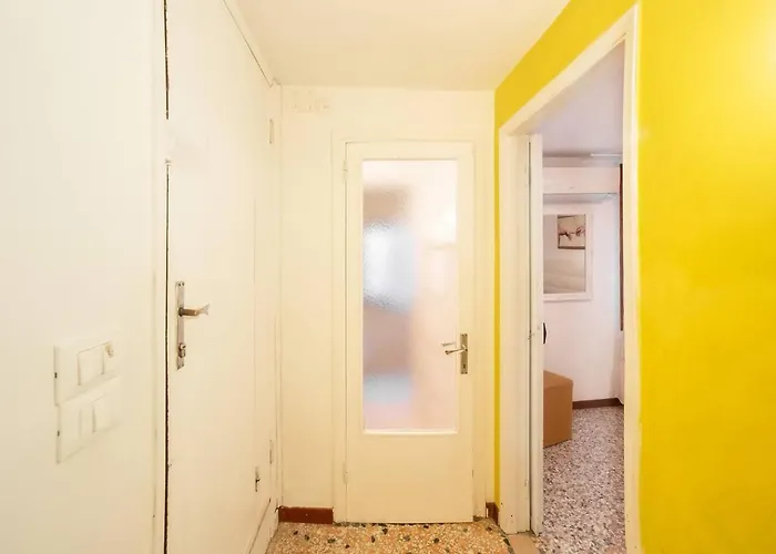 Frari 2 By Venicevillas * Venedig